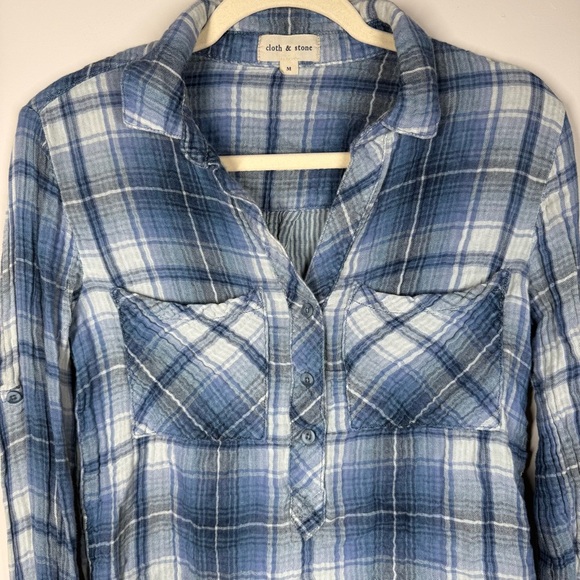 Cloth & Stone Blue and White Plaid Button Down Shirt - Picture 2 of 6